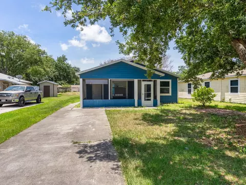 4235 36th Ct, Vero Beach, FL 32967