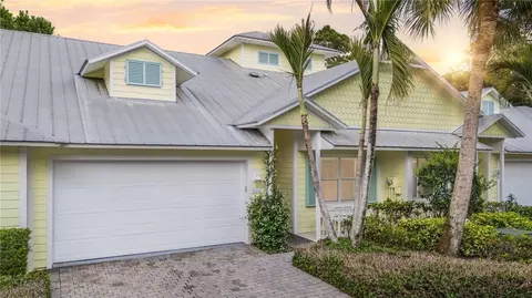 406 Pineapple Sq SW, Vero Beach, FL 32962