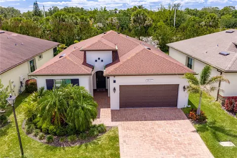 1637 Willows Sq, Vero Beach, FL 32966