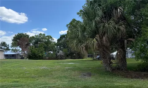 949 Riviera Ave, Sebastian, FL 32958