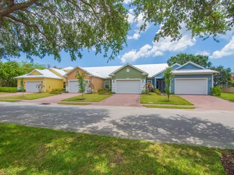 1805 Bridgepointe Cir #3, Vero Beach, FL 32967