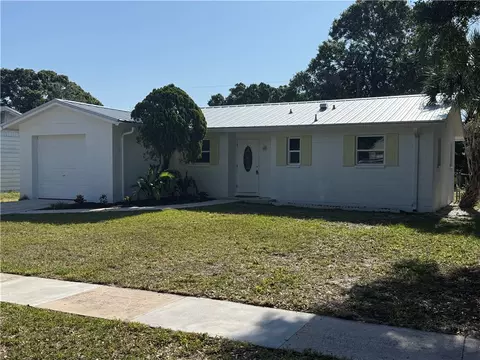 2156 34th Ave, Vero Beach, FL 32960