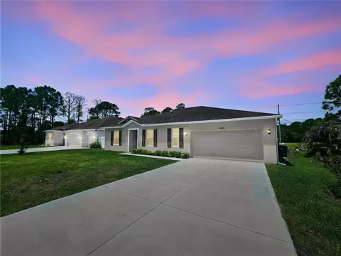 8445 101st Ct, Vero Beach, FL 32967