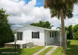 818 Thrush Cir, Sebastian, FL 32976