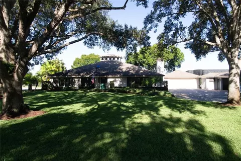 869 Robin Ln, Sebastian, FL 32958