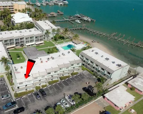 1300 Seaway Dr #6, Fort Pierce, FL 34949