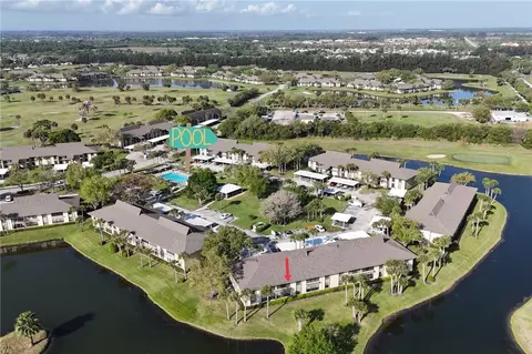 30 Plantation Dr #205, Vero Beach, FL 32966
