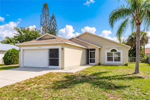 980 Dolphin Ave, Sebastian, FL 32958