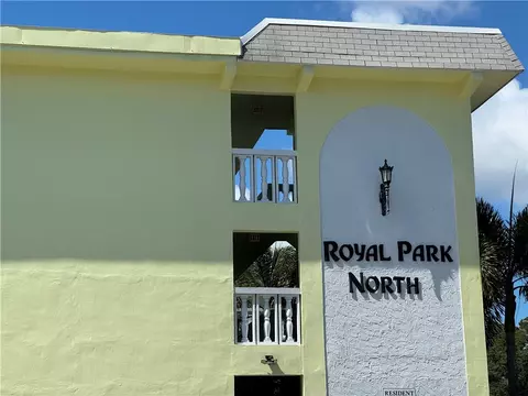 1100 Ponce De Leon Cir #N102, Vero Beach, FL 32960