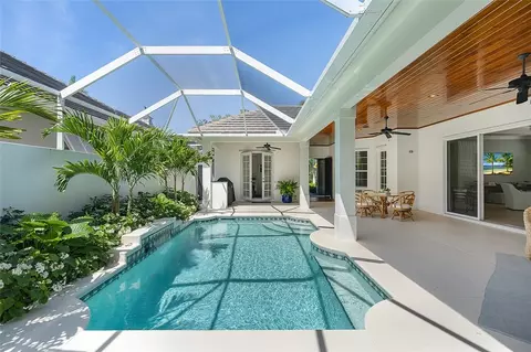 9130 Spring Time Dr, Vero Beach, FL 32963