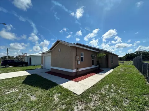 4765 30th Ave, Vero Beach, FL 32967