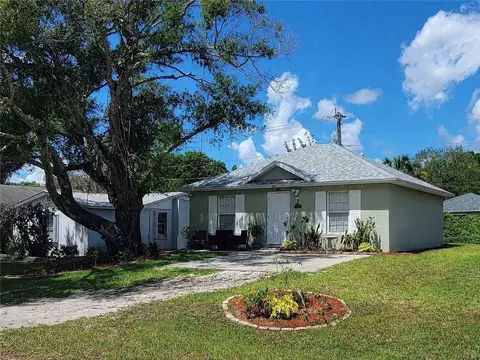 1365 26 Ave SW, Vero Beach, FL 32962