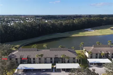 14 Plantation Dr #201, Vero Beach, FL 32966