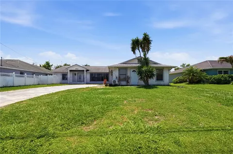 1932 Fallon Dr, Port Saint Lucie, FL 34983