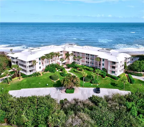 8830 S Sea Oaks Way #106, Vero Beach, FL 32963