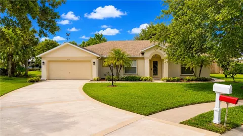 4927 5th Mnr, Vero Beach, FL 32968