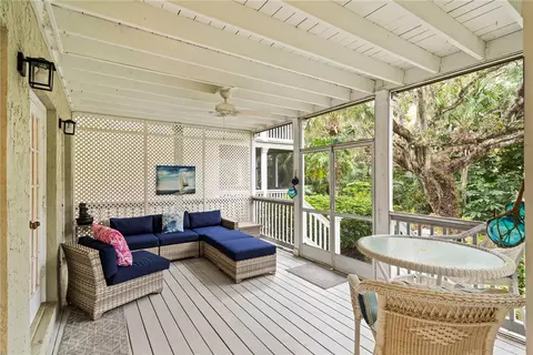 1215 Winding Oaks Cir E #403, Vero Beach, FL 32963