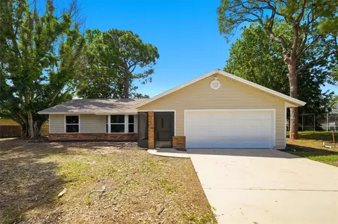 271 Naylor St NE, Palm Bay, FL 32907