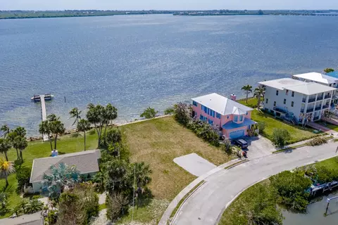 9494 52nd Ct, Sebastian, FL 32958