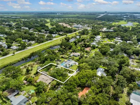 1046 29th St, Vero Beach, FL 32960