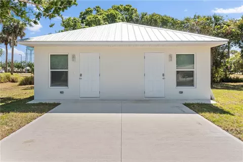 4576 30th Ave, Vero Beach, FL 32967