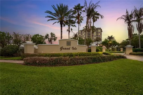3702 N A1a #801, Hutchinson Island, FL 34949