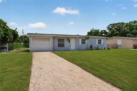 2444 3rd St SW, Vero Beach, FL 32962