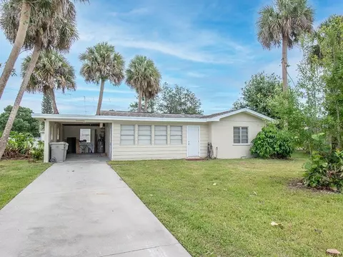 2880 1st Rd, Vero Beach, FL 32968