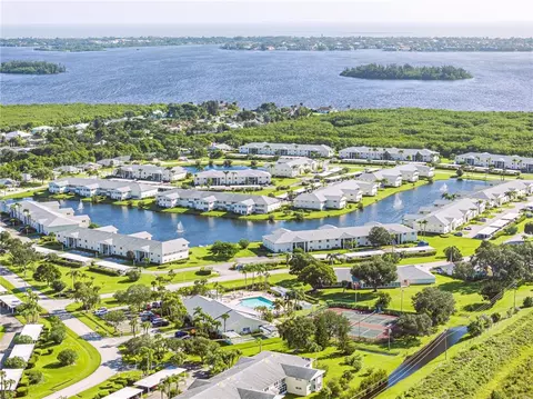 464 Grove Isle Cir #464, Vero Beach, FL 32962