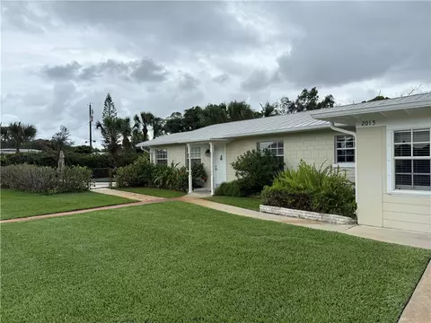 2015 15th Ln, Vero Beach, FL 32960