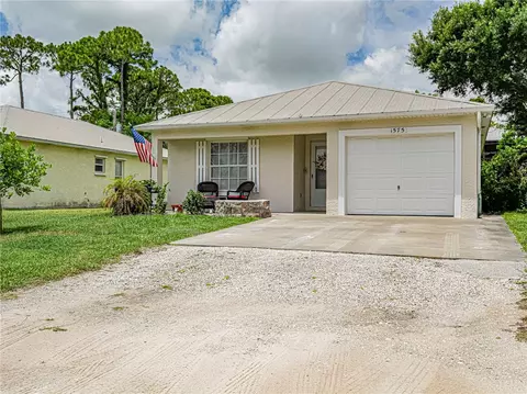 1575 17th Ct SW, Vero Beach, FL 32962
