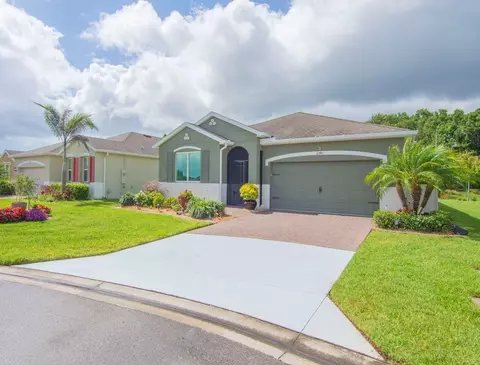 2543 Crowned Eagle Cir SW, Vero Beach, FL 32962