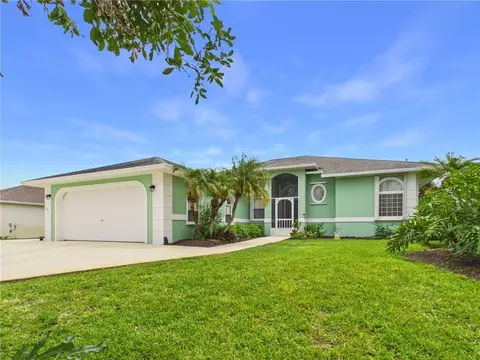 865 George St, Sebastian, FL 32958
