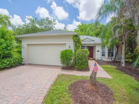 3830 Nags Head Pl SW, Vero Beach, FL 32968