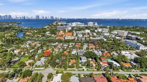 3716 Prairie Ave, Miami Beach, FL 33140