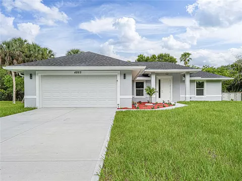4865 61st Ct, Vero Beach, FL 32967