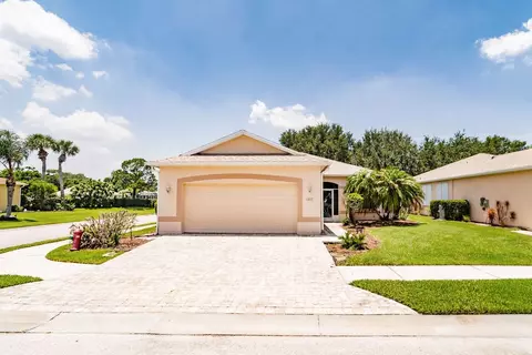 1357 Shoreline Cir, Sebastian, FL 32958