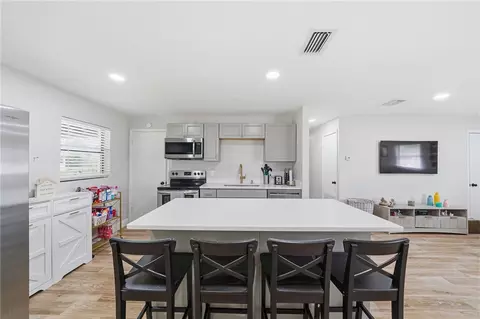 Kitchen - 2440 Warwick Rd, Melbourne, FL 32935 photo 3 of 5