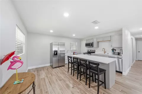 Kitchen - 2440 Warwick Rd, Melbourne, FL 32935 photo 4 of 5