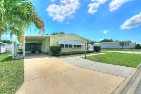 310 Kiwi Dr, Barefoot Bay, FL 32976