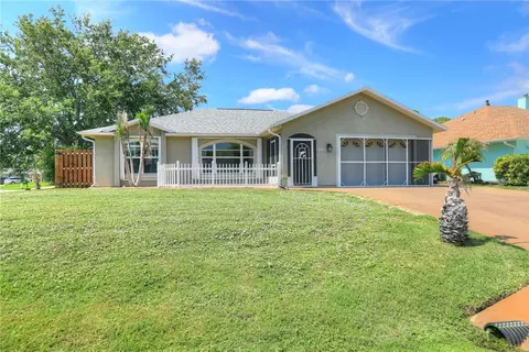 243 Dickens Ave, Sebastian, FL 32958