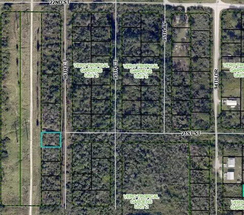 2065 96th Ct, Vero Beach, FL 32966