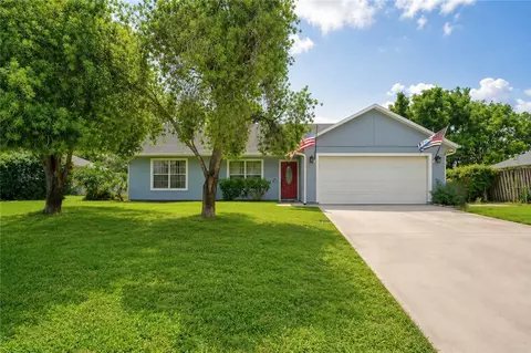 2056 16th Ave SW, Vero Beach, FL 32962