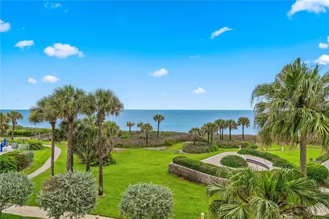 8866 N Sea Oaks Way #208, Vero Beach, FL 32963