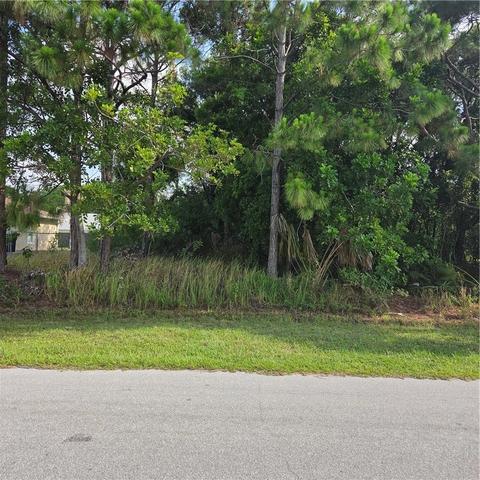 1025 Aswan Ave, Port St Lucie, FL 34953