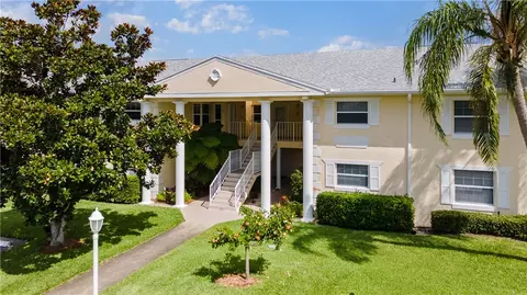476 Grove Isle Cir #476, Vero Beach, FL 32962