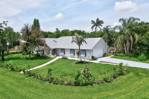 185 12th St SE, Vero Beach, FL 32962