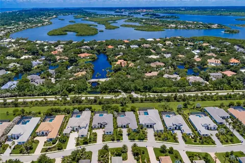 1453 River Club Dr, Vero Beach, FL 32963