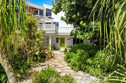 1810 E Sand Dollar Ln, Vero Beach, FL 32963