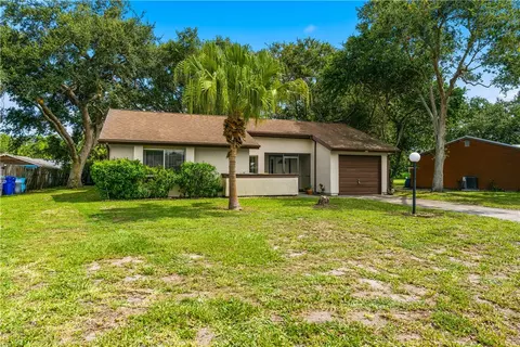 820 23rd Pl SW, Vero Beach, FL 32962